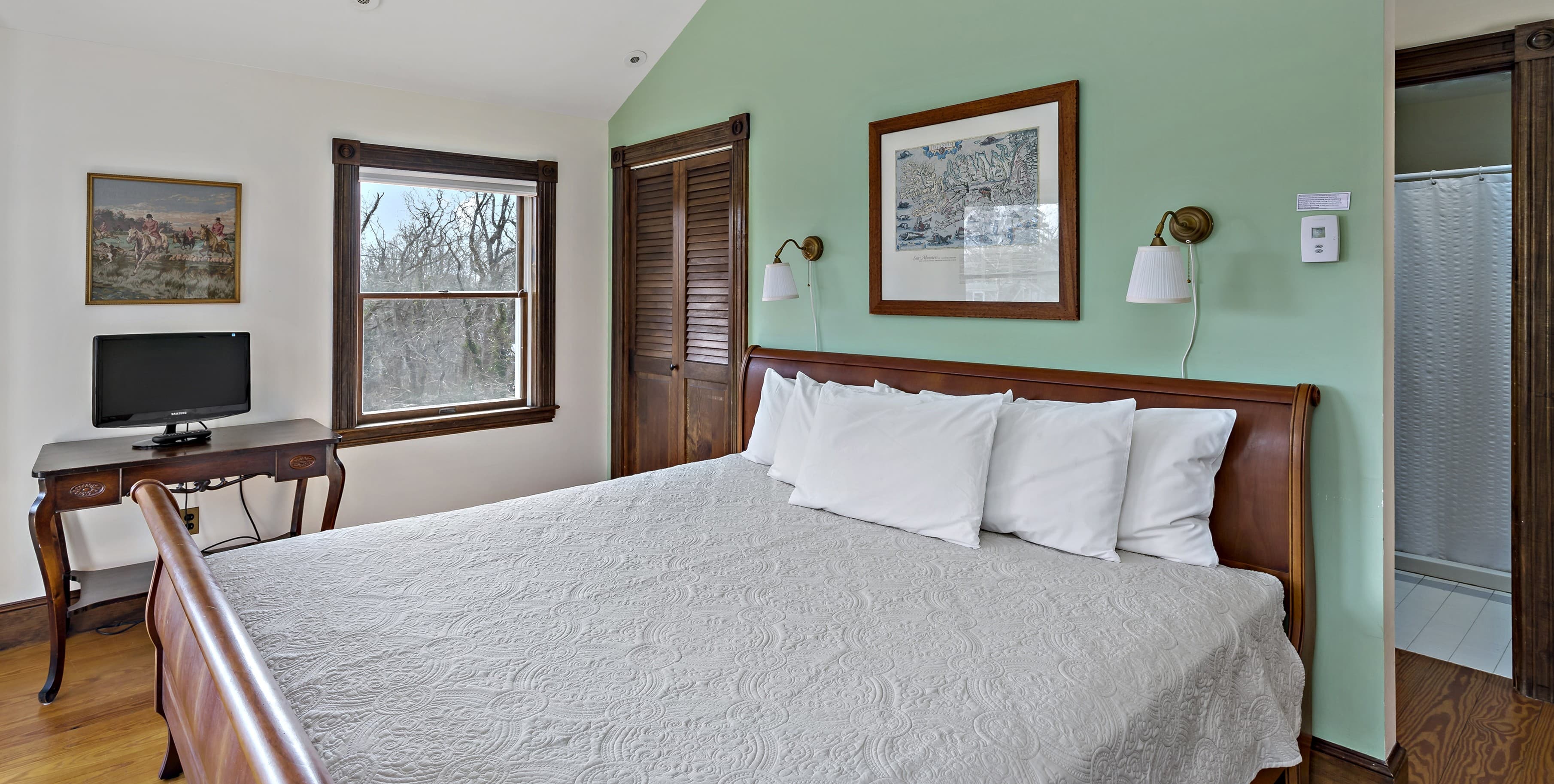 Sunrise Room