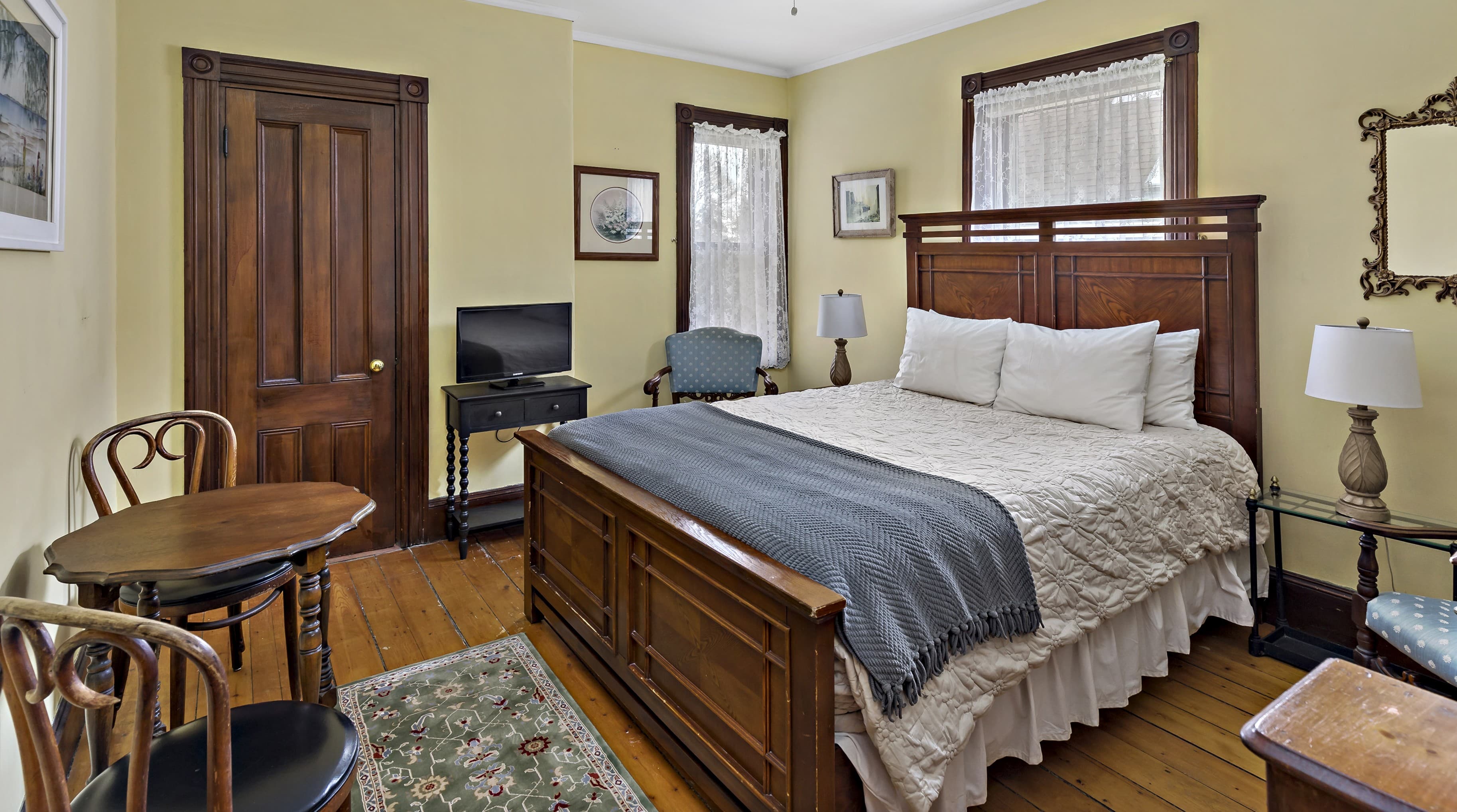 Overlook Room