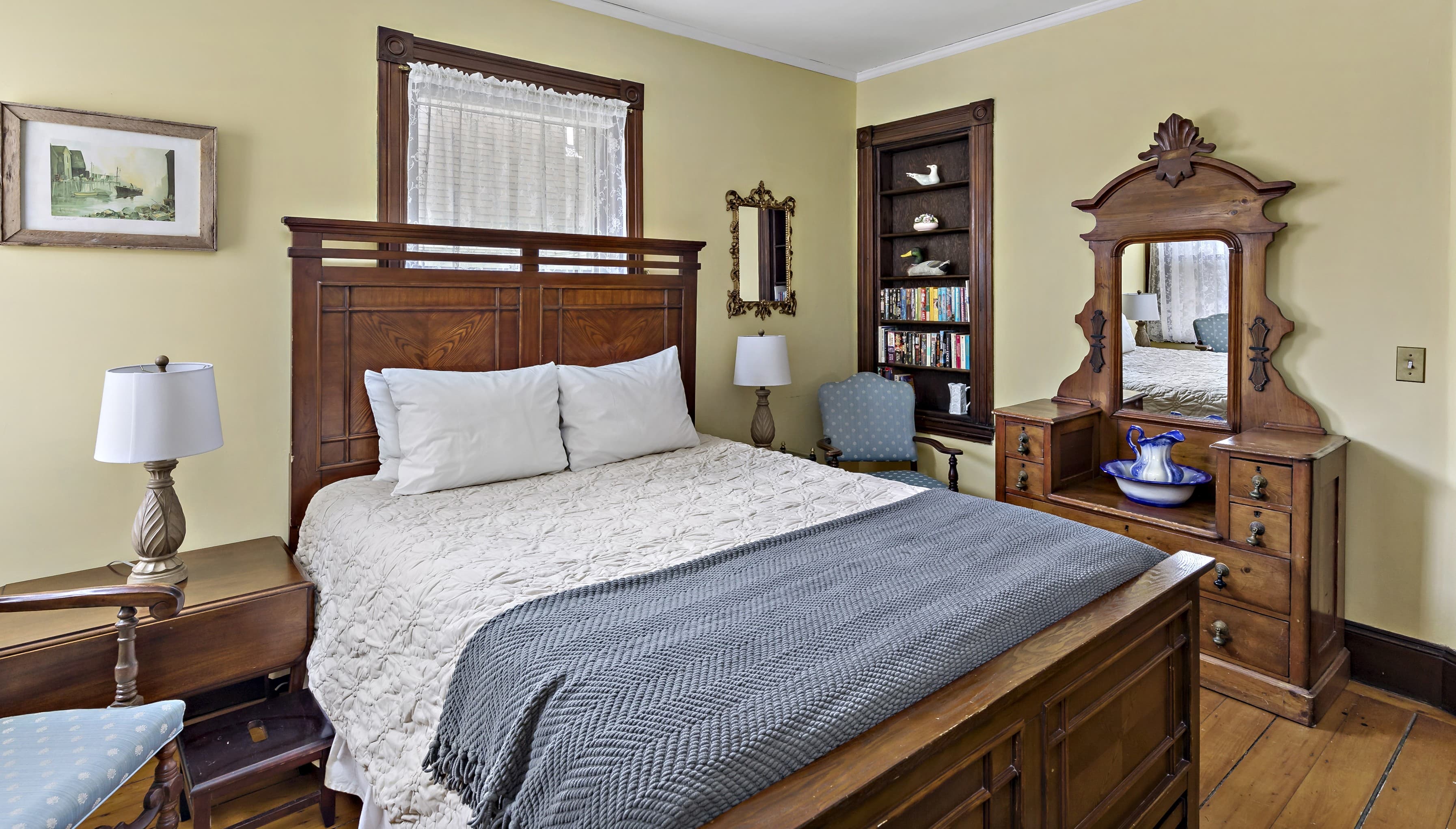 Overlook Room