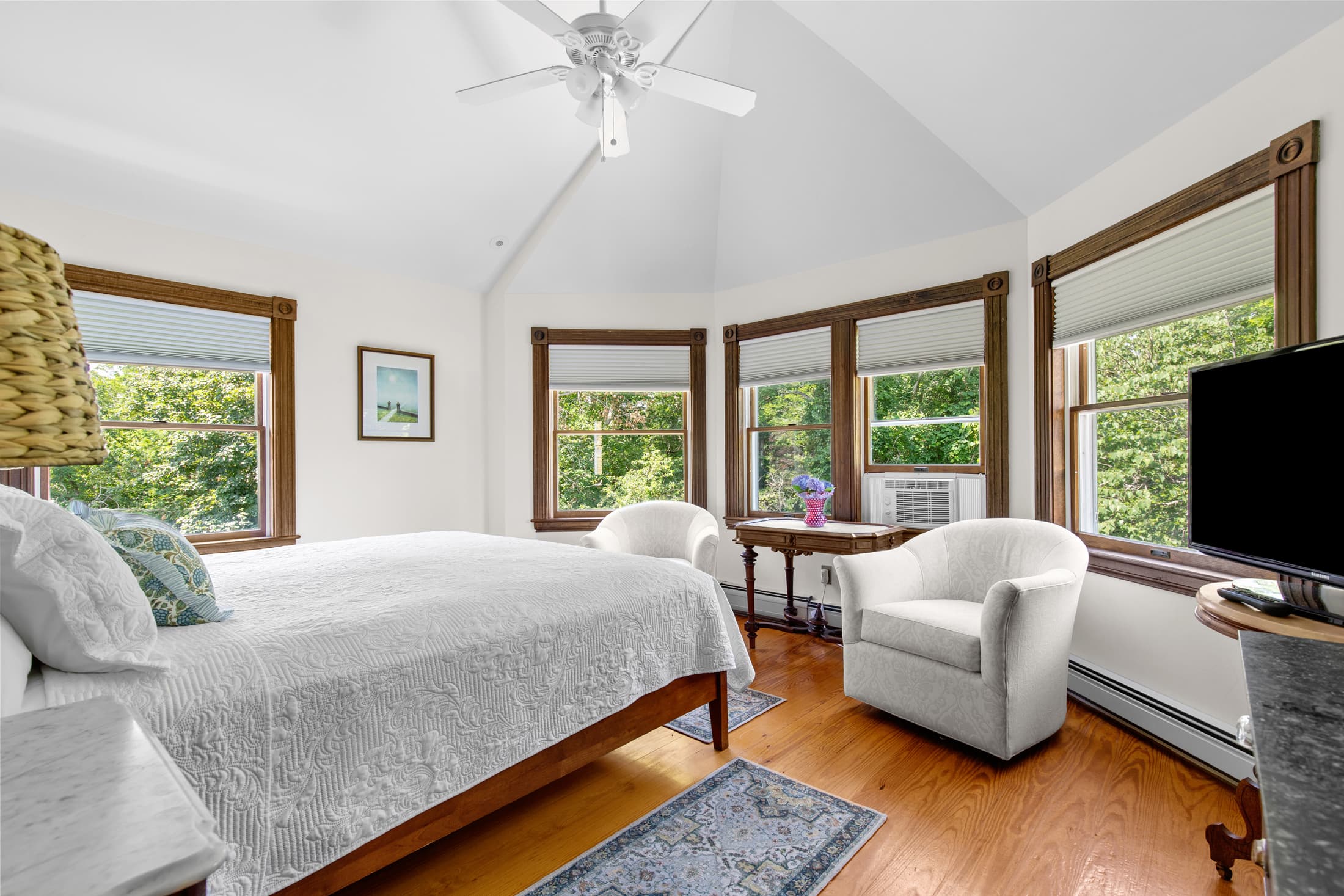 Sunset Room showing wrap-a-round bay windows