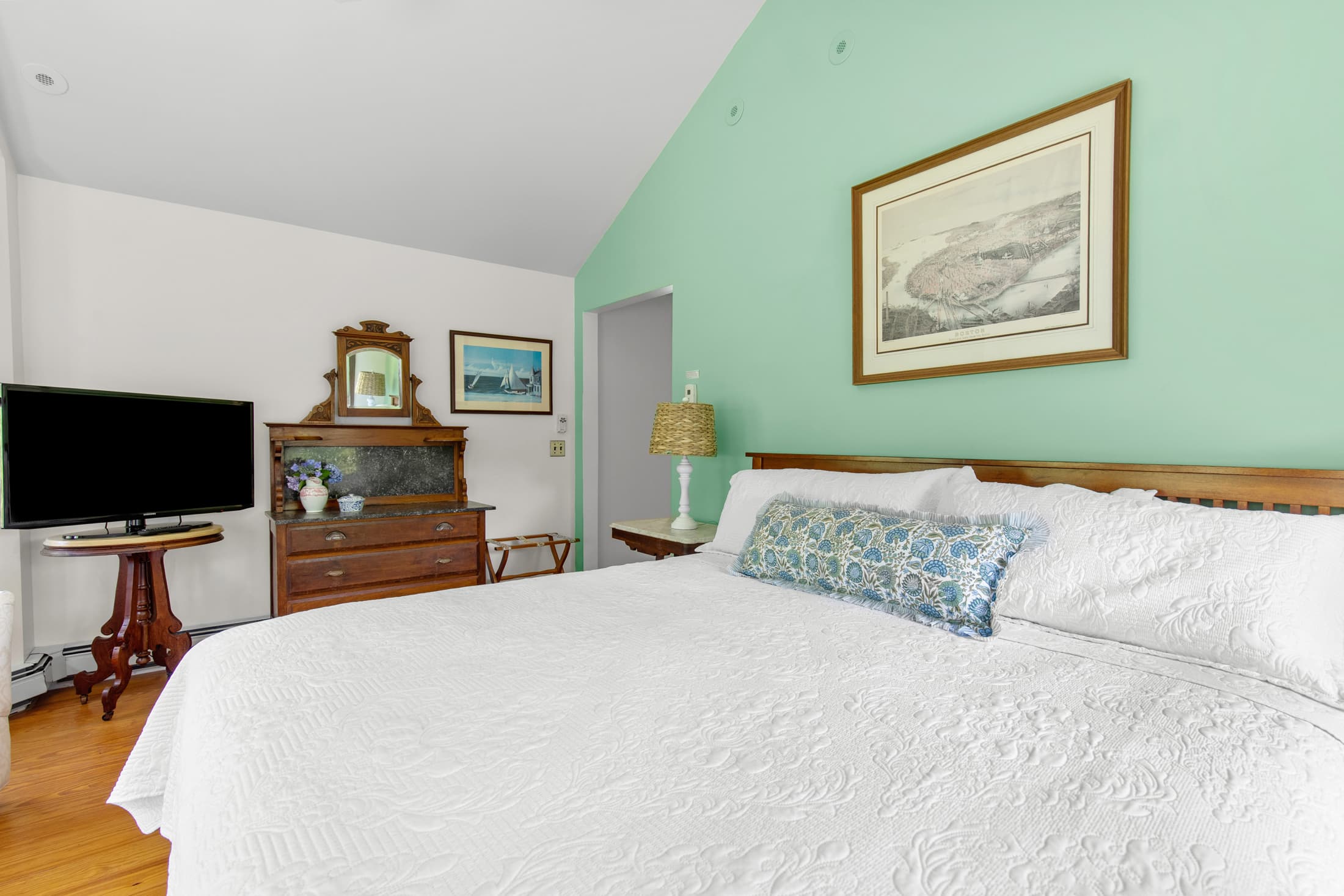 Sunset Room showing king bed