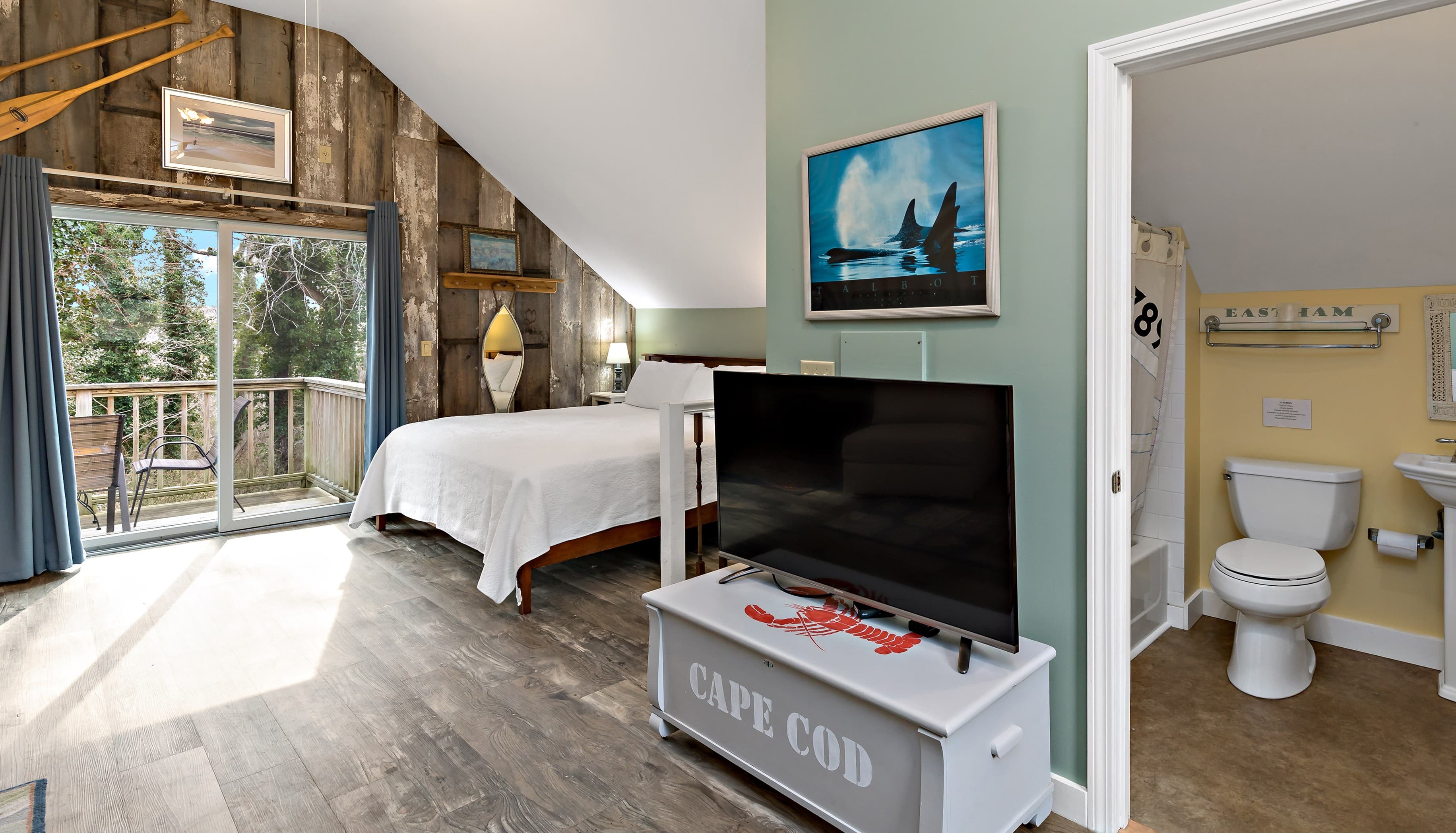 Sail Loft Suite