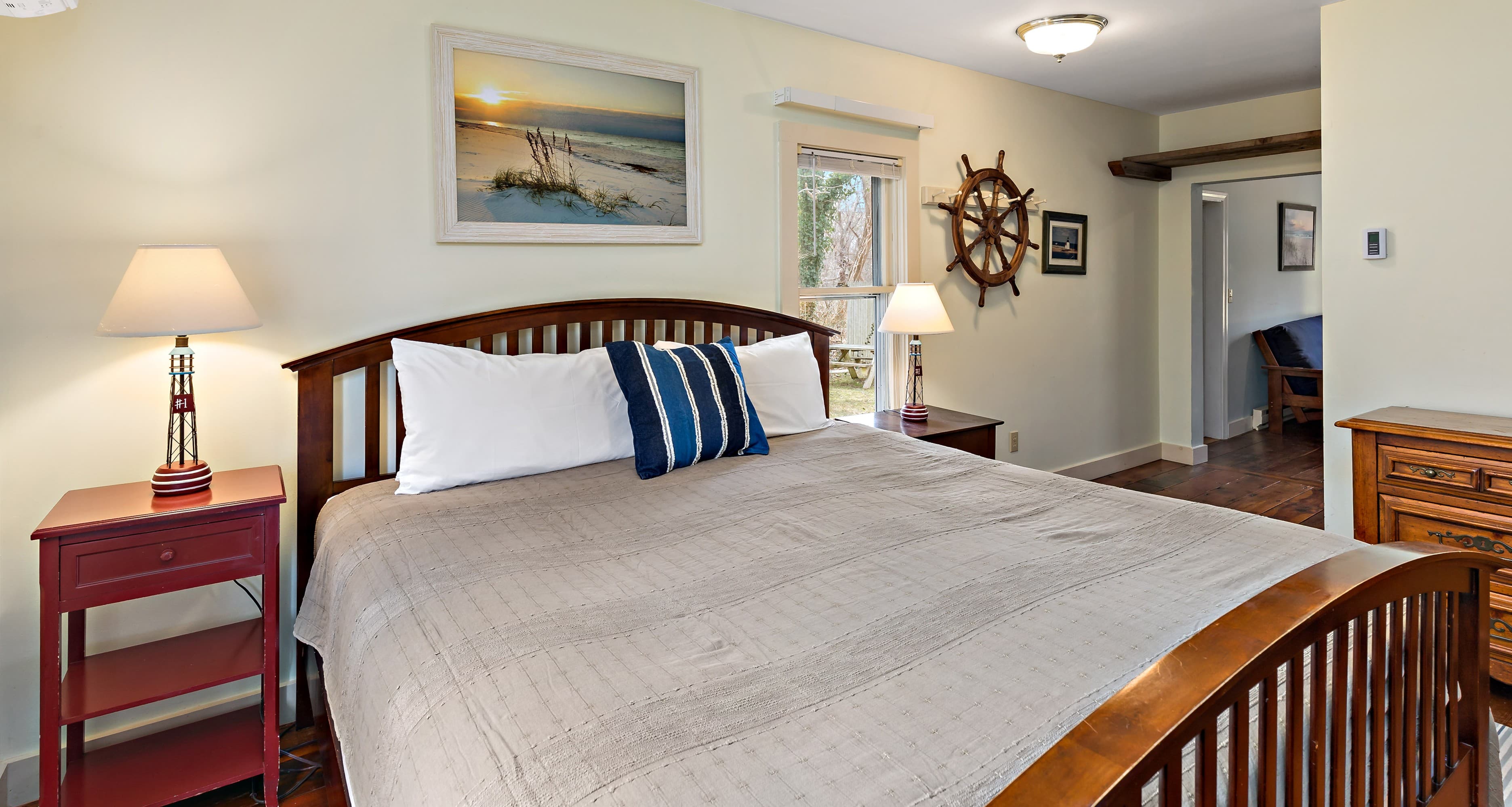 Lighthouse Suite